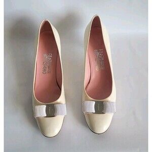 Salvatore Ferragamo Vara Bow Vintage Leather Patent Pumps Shoes Size 8.5 2A